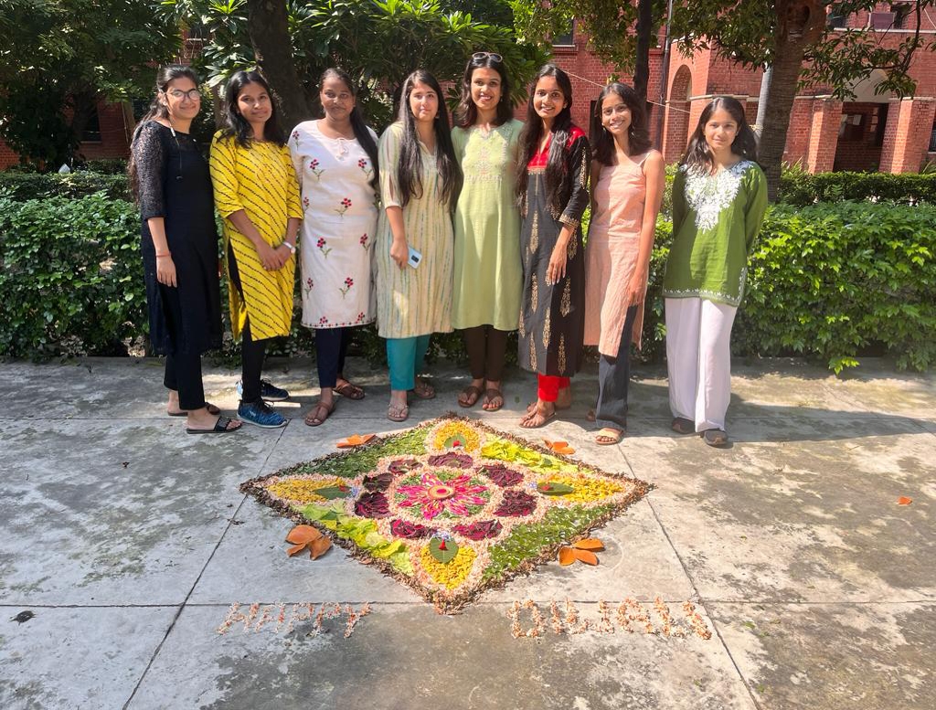 Lady Irwin College Extra-Curricular photo (4) by Chitra Shah