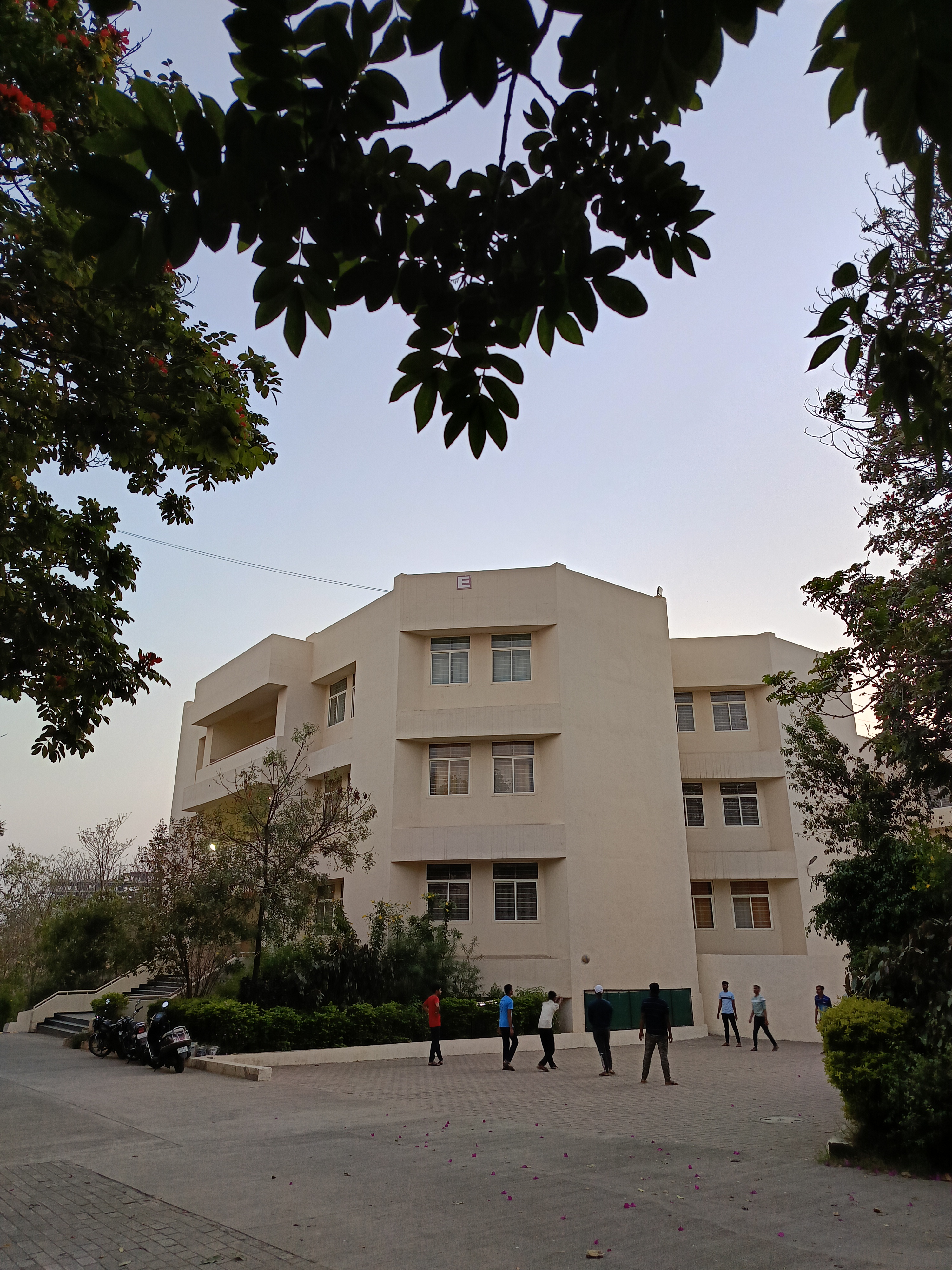 Marathwada Mitramandal's Institute of Technology Lohgaon Infrastructure & Academic Building photo (1) by Harsh Wattamwar