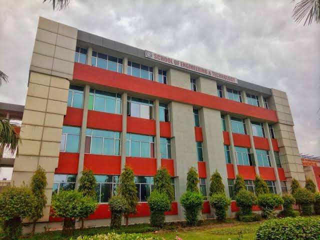 Rayat Bahra University Mohali Campus photo (13) by Irfan saleem