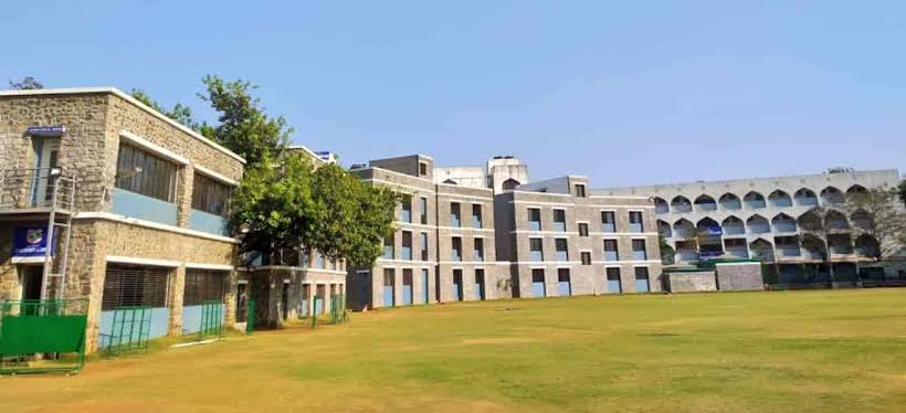 Abeda Inamdar Senior College Pune Campus photo (11) by Arfin Rahim Shaikh