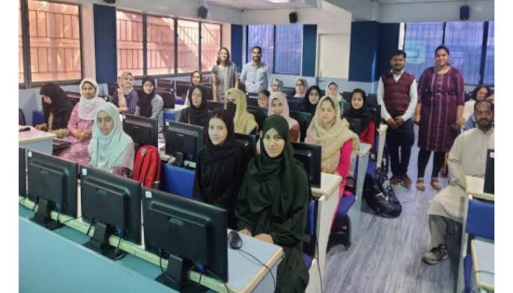 Abeda Inamdar Senior College Pune Events photo (10) by Arfin Rahim Shaikh
