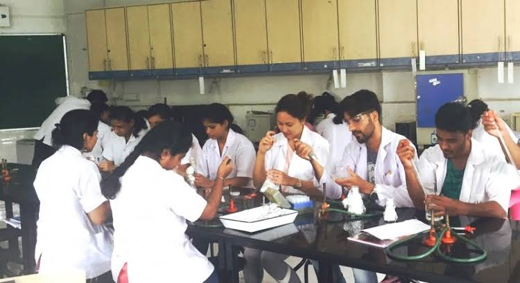 Abeda Inamdar Senior College Pune Facilities & Labs photo (2) by Arfin Rahim Shaikh