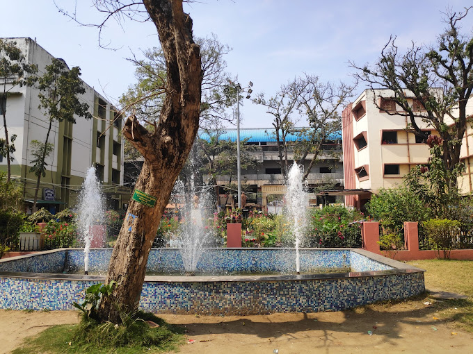 Vivekananda College Kolkata Campus photo (2) by AISHI DEY