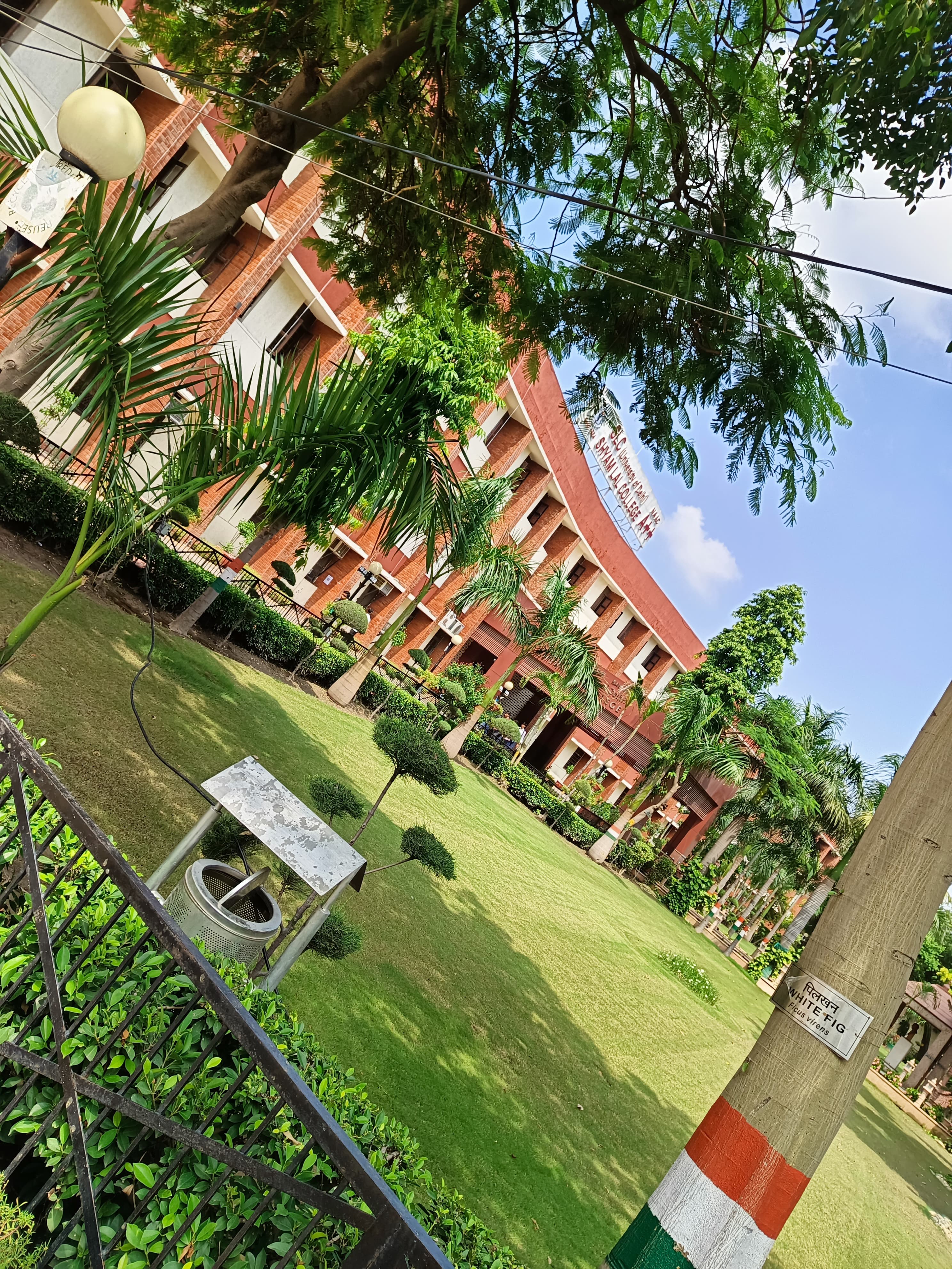 Shyam Lal Evening College Campus photo (2) by Arjun Oberoi