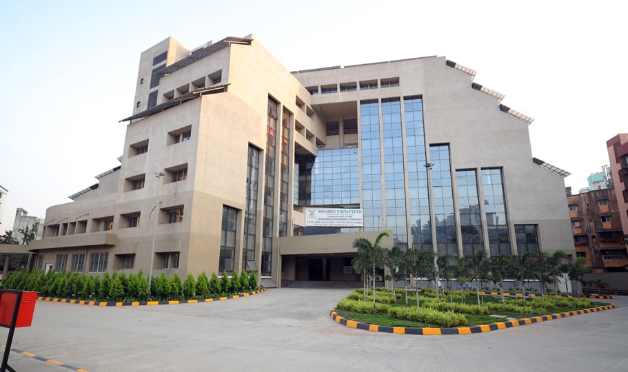 Bharati Vidyapeeth Infrastructure & Academic Building photo (7) by Bhavesh Mane